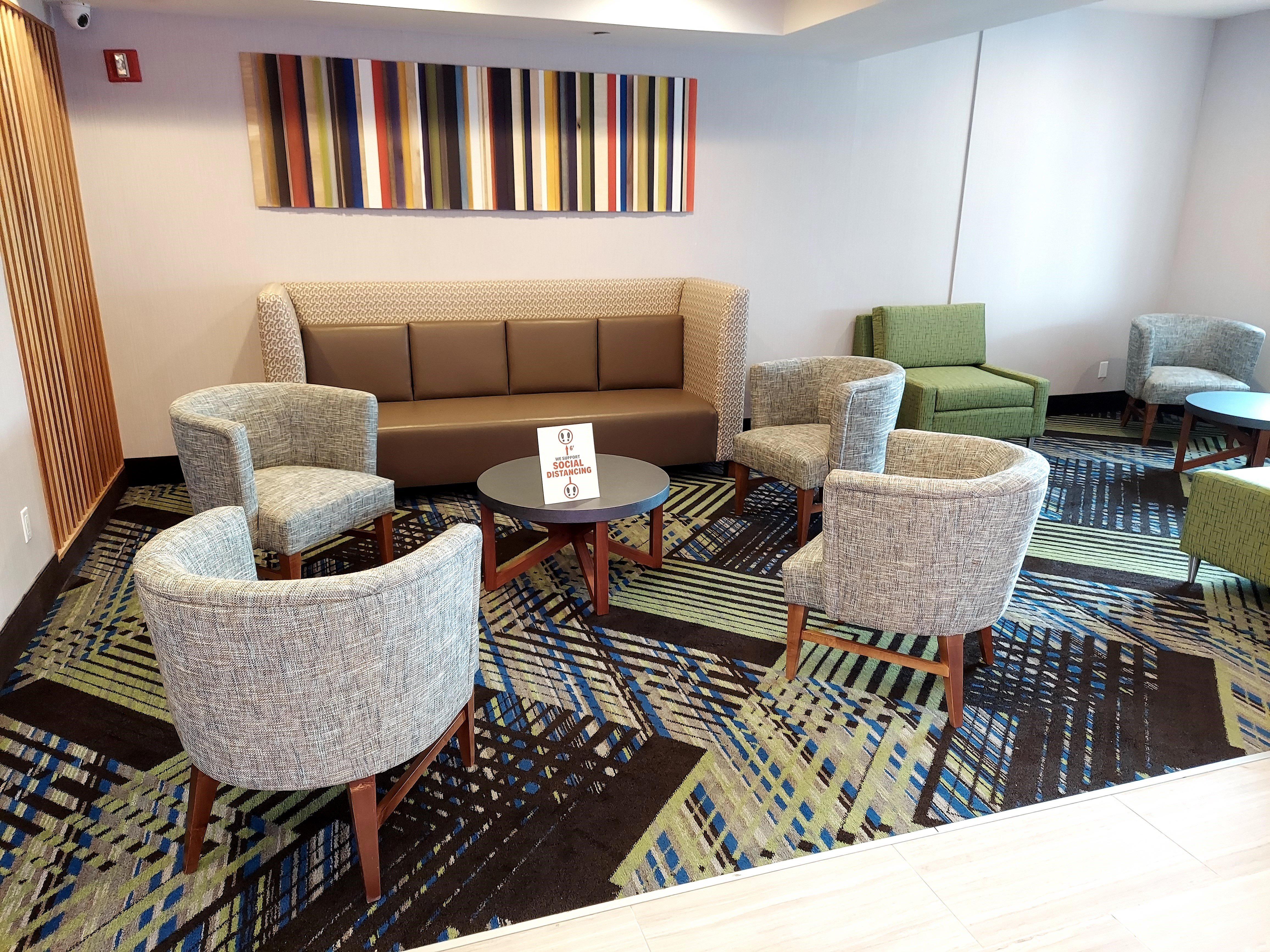 Holiday Inn Express Maspeth By Ihg Nueva York Exterior foto