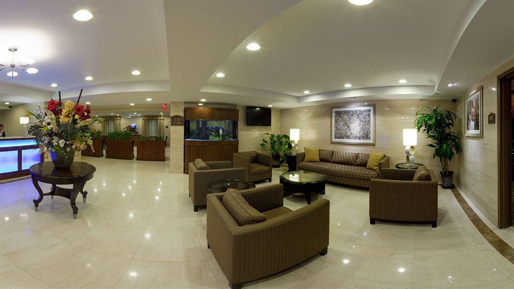 Holiday Inn Express Maspeth By Ihg Nueva York Exterior foto