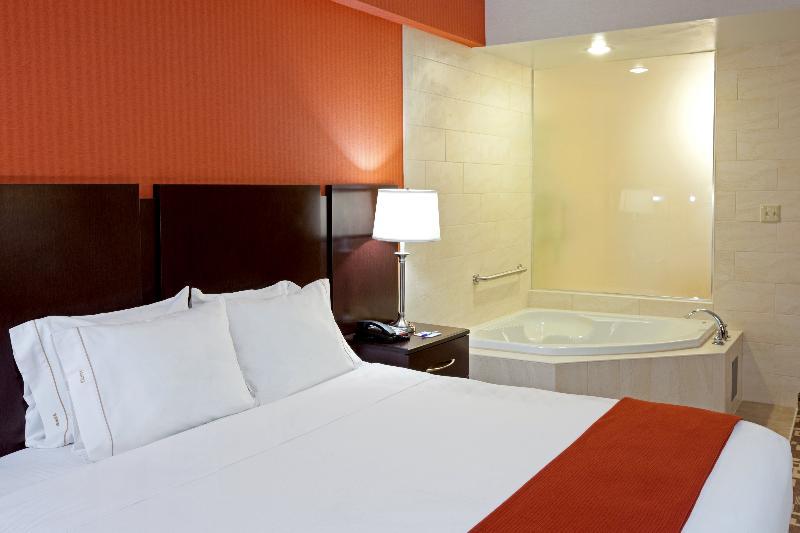Holiday Inn Express Maspeth By Ihg Nueva York Exterior foto